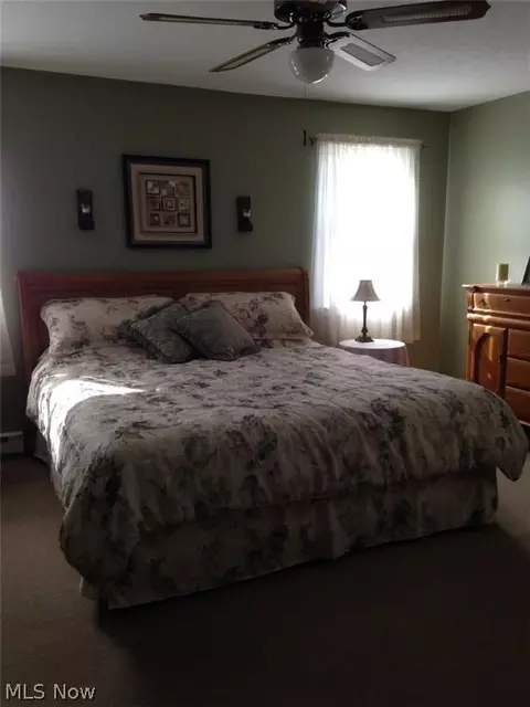 317 Crestview Dr, Elyria, OH 44035 photo 9