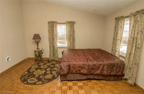 3024 Maplecrest Ave, Parma, OH 44134 photo 13