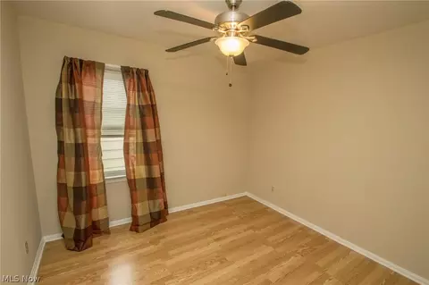 3024 Maplecrest Ave, Parma, OH 44134 photo 8