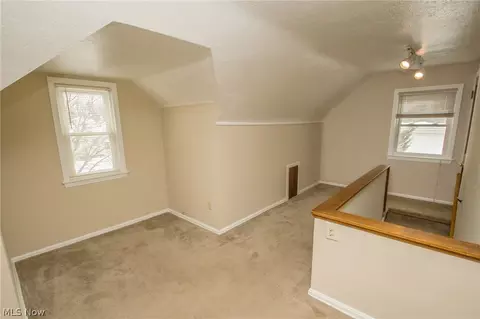 3024 Maplecrest Ave, Parma, OH 44134 photo 17