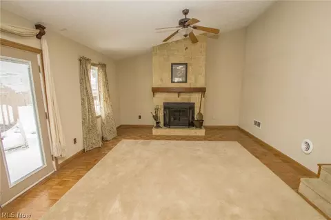 3024 Maplecrest Ave, Parma, OH 44134 photo 15