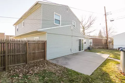 2325 E 42nd St, Lorain, OH 44055 photo 29