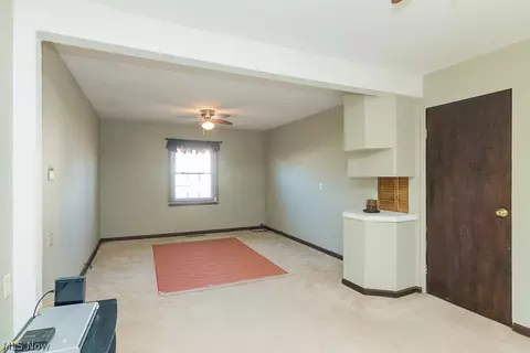 2325 E 42nd St, Lorain, OH 44055 photo 15