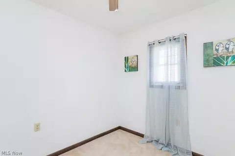 2325 E 42nd St, Lorain, OH 44055 photo 25