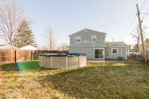 2325 E 42nd St, Lorain, OH 44055 photo 28