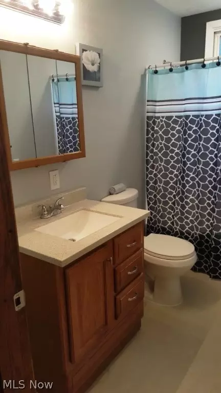 2520 Rockefeller Rd, Wickliffe, OH 44092 photo 7