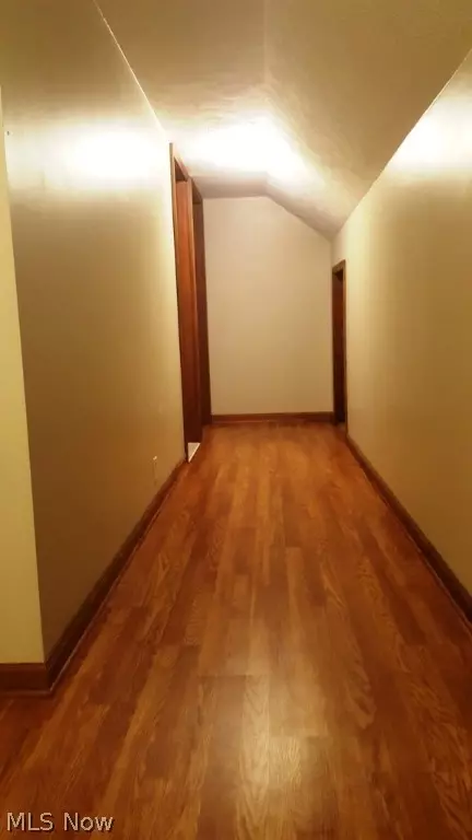 2520 Rockefeller Rd, Wickliffe, OH 44092 photo 4