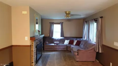 2520 Rockefeller Rd, Wickliffe, OH 44092 photo 3