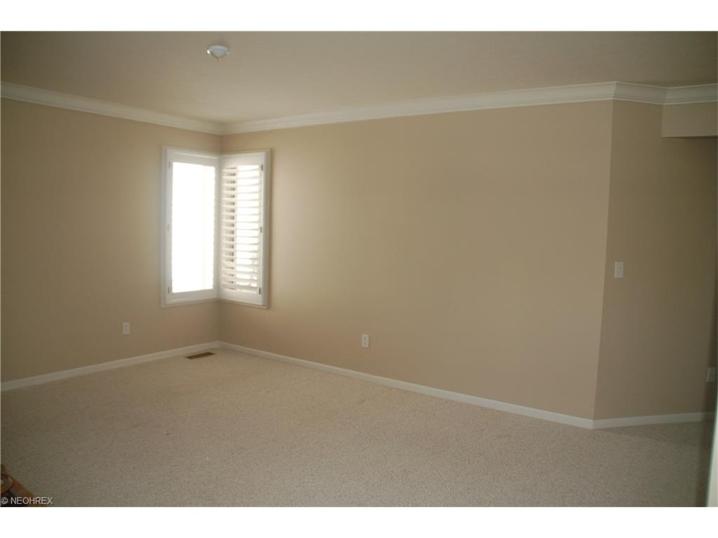 1353 Marina Dr, Huron, OH 44839 photo 3