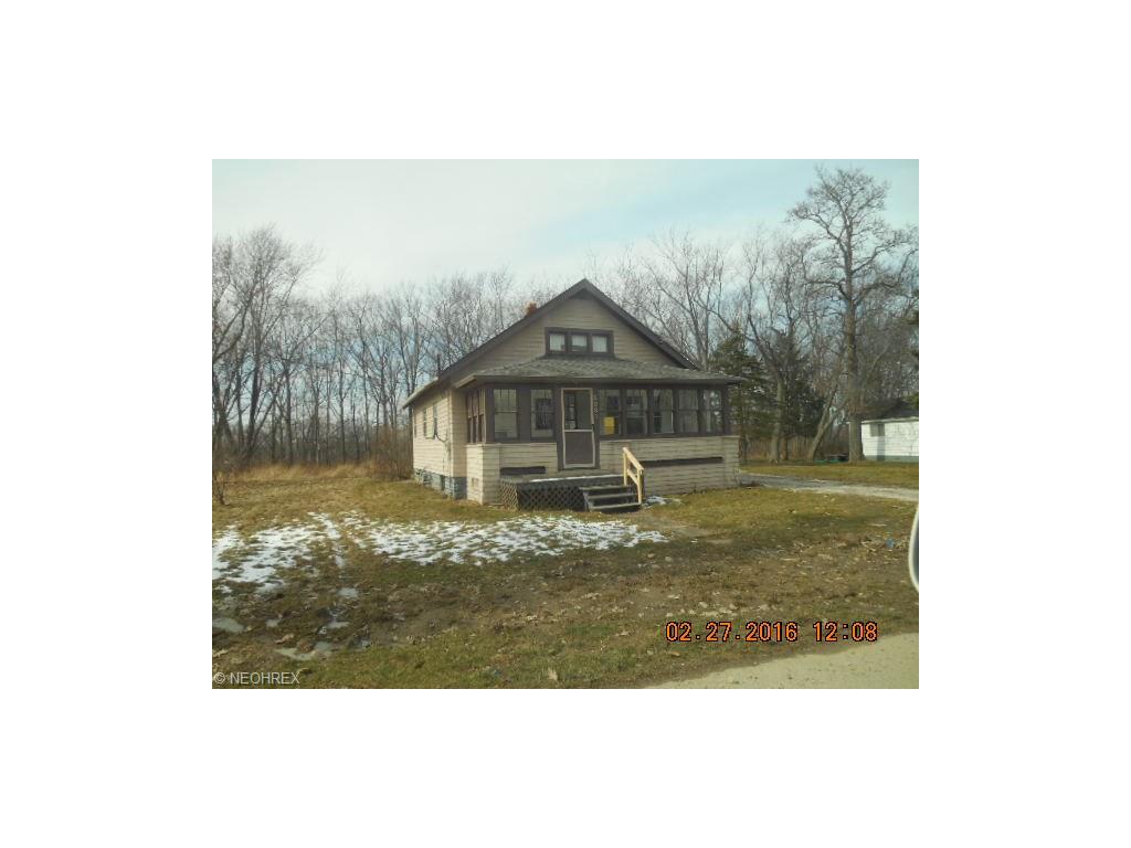 5031 Blakeslee St, Ashtabula, OH 44004 photo 1