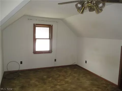 1742 Ridgeview Dr, Wickliffe, OH 44092 photo 8