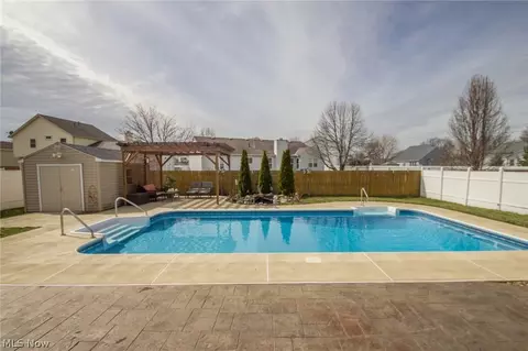 233 Kansas Ave, Elyria, OH 44035 photo 15