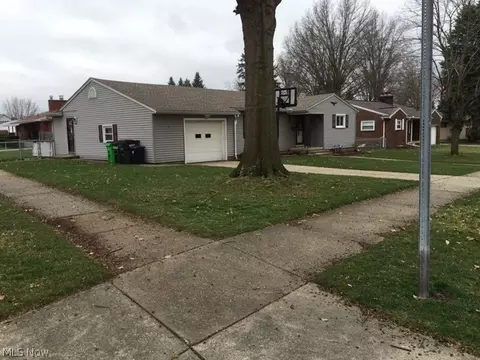 1020 E 3rd St, Dover, OH 44622 photo 2