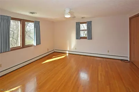 180 Crestview Dr, Elyria, OH 44035 photo 20