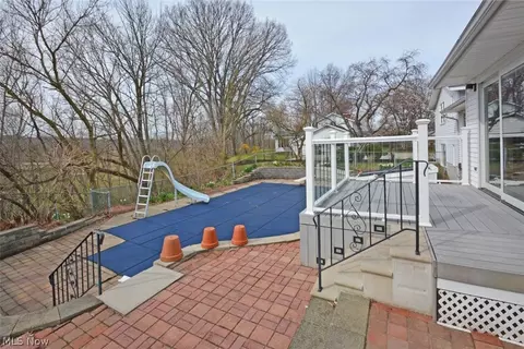 180 Crestview Dr, Elyria, OH 44035 photo 29