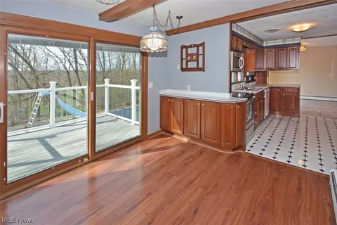 180 Crestview Dr, Elyria, OH 44035 photo 13