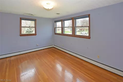 180 Crestview Dr, Elyria, OH 44035 photo 22