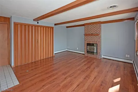 180 Crestview Dr, Elyria, OH 44035 photo 16