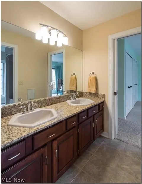 7409 Rollingbrook Trl, Solon, OH 44139 photo 27