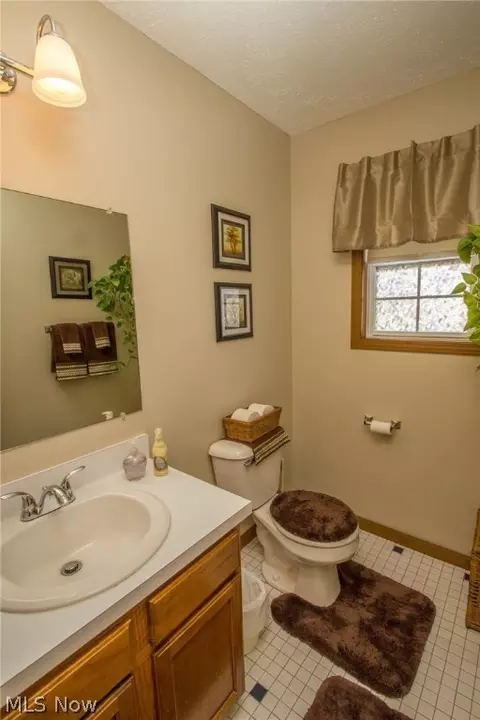 507 Sandpiper Ave, Elyria, OH 44035 photo 14