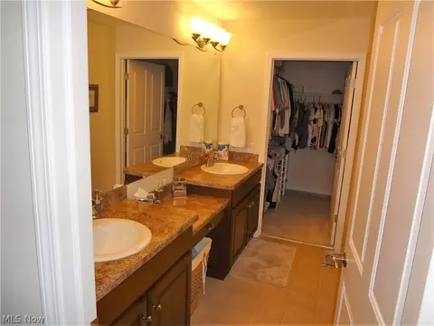 2906 Windsor Bridge Cir, Huron, OH 44839 photo 18
