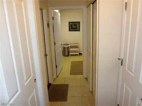 2906 Windsor Bridge Cir, Huron, OH 44839 photo 12