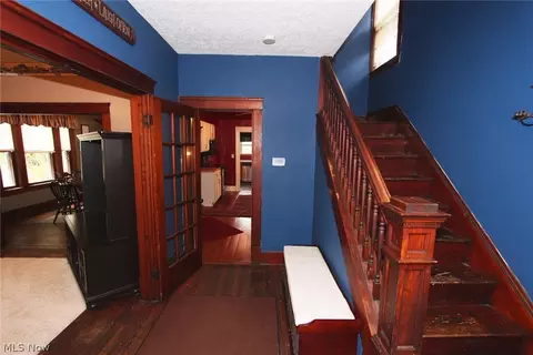 2031 E 29th St, Lorain, OH 44055 photo 2