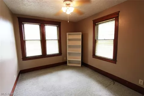 2031 E 29th St, Lorain, OH 44055 photo 10