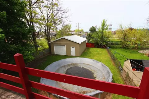 2031 E 29th St, Lorain, OH 44055 photo 13