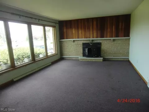 3912 Rolling Ridge Rd NE, Canton, OH 44721 photo 3
