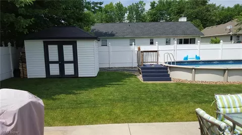 353 Pemberton Dr, Elyria, OH 44035 photo 32