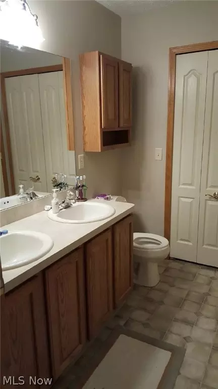 353 Pemberton Dr, Elyria, OH 44035 photo 20