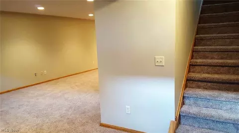 353 Pemberton Dr, Elyria, OH 44035 photo 28