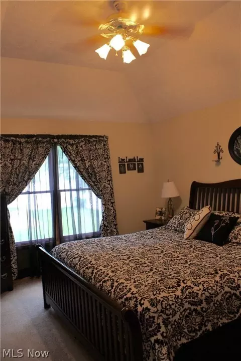 353 Pemberton Dr, Elyria, OH 44035 photo 18