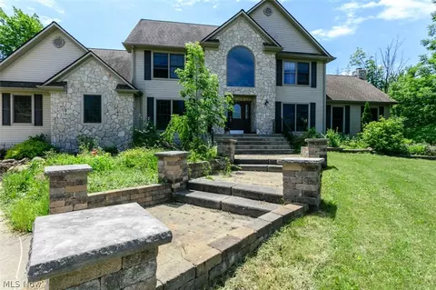 13155 Radcliffe Rd, Chardon, OH 44024 photo 16