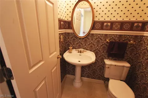 42108 Biggs Rd, Lagrange, OH 44050 photo 4