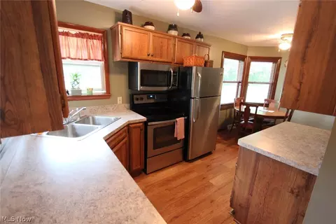 2695 Jaycox Rd, Avon, OH 44011 photo 4