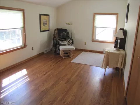 344 E 276th St, Euclid, OH 44132 photo 17