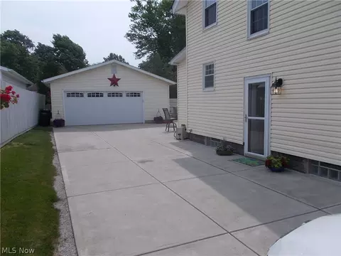 1734 Columbus Ave, Ashtabula, OH 44004 photo 31