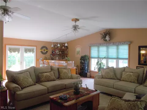 1734 Columbus Ave, Ashtabula, OH 44004 photo 14