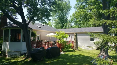 793 Abbe Rd N, Elyria, OH 44035 photo 5