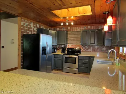 1319 Stevenson Rd, Ashtabula, OH 44004 photo 12