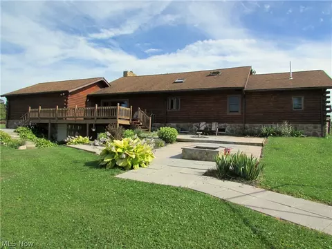 1319 Stevenson Rd, Ashtabula, OH 44004 photo 4