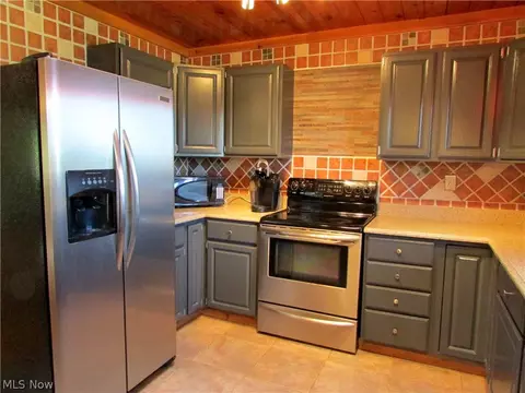 1319 Stevenson Rd, Ashtabula, OH 44004 photo 14