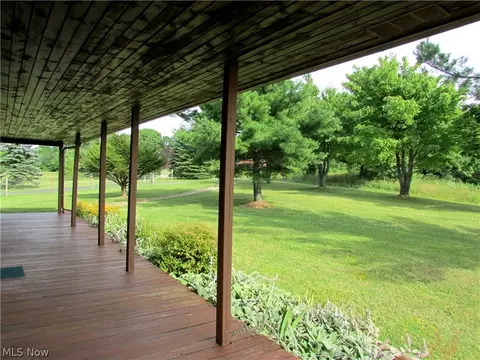 1319 Stevenson Rd, Ashtabula, OH 44004 photo 3
