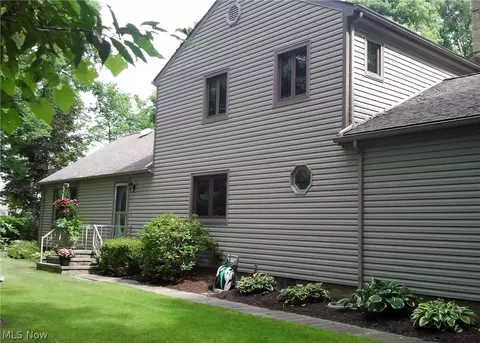 36725 Aurora Rd, Solon, OH 44139 photo 1