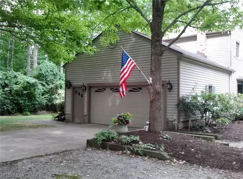 36725 Aurora Rd, Solon, OH 44139 photo 2