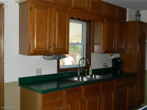 4306 Old State Rd, Willard, OH 44890 photo 3