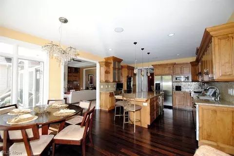 5485 Brookside Trl, Solon, OH 44139 photo 9
