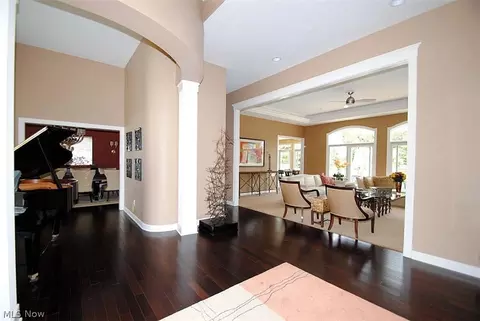 5485 Brookside Trl, Solon, OH 44139 photo 8